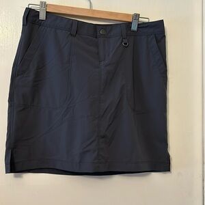 REI Nylon Blend Hiking Skort Dark Gray / Size 4
